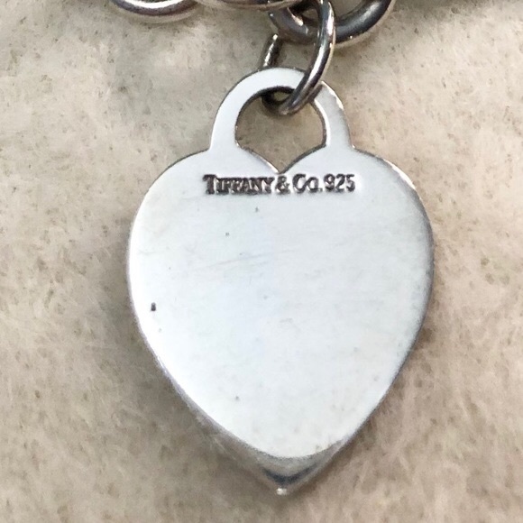 TIFFANY & CO Heart Tag Charm Necklace - Picture 3 of 4